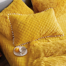 Load image into Gallery viewer, Fluffy Faux Mink &amp; Velvet Fleece Quilt Cover Set  - Soft Yellow